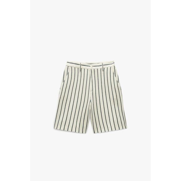 Zara Other - Zara Stripes Relaxed Fit Casual Bermuda Shorts Men ‘s size 29